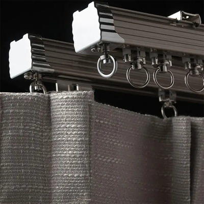 Pistas de cortinas motorizadas básicas con tamaño de 3,5 cm y material de aleación de aluminio