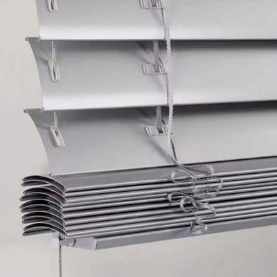Telas de rolos de aluminio abiertos manuales para ahorrar energía y reducir los costos de electricidad