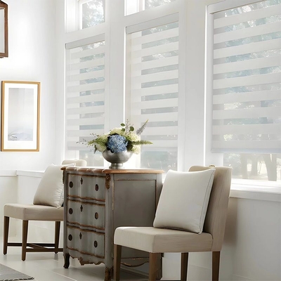 Estructura horizontal Ciego de rodillo de poliéster personalizado y duradero para interiores y exteriores