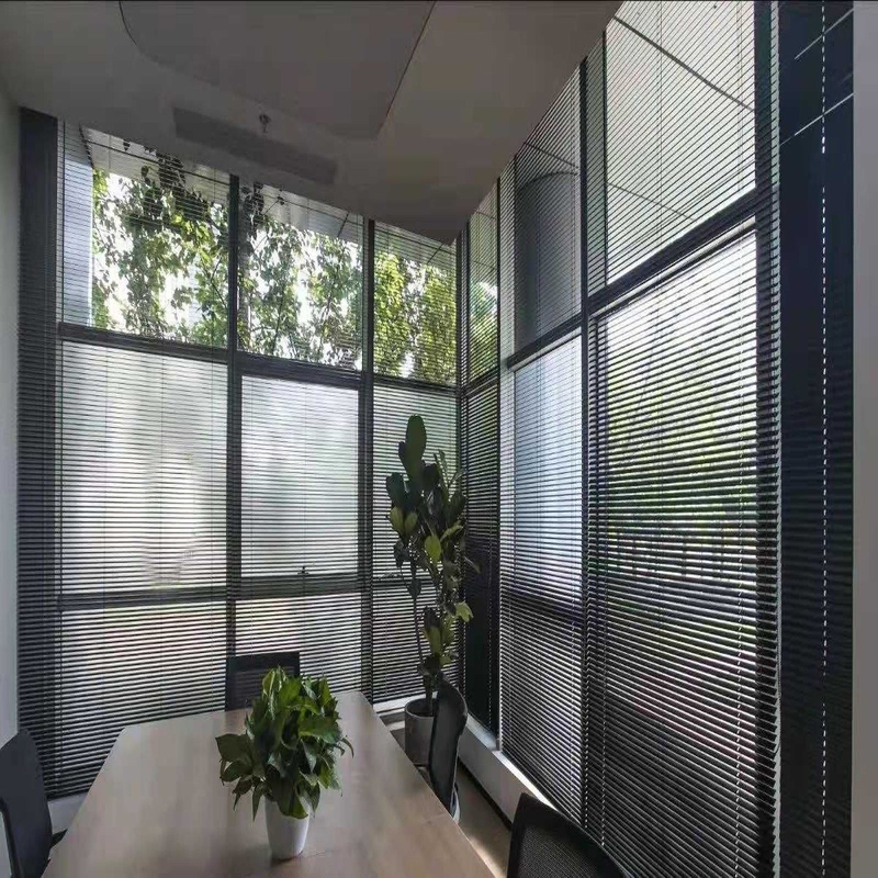Cortinas de aluminio personalizadas La mejor manera de añadir un toque único a su baño
